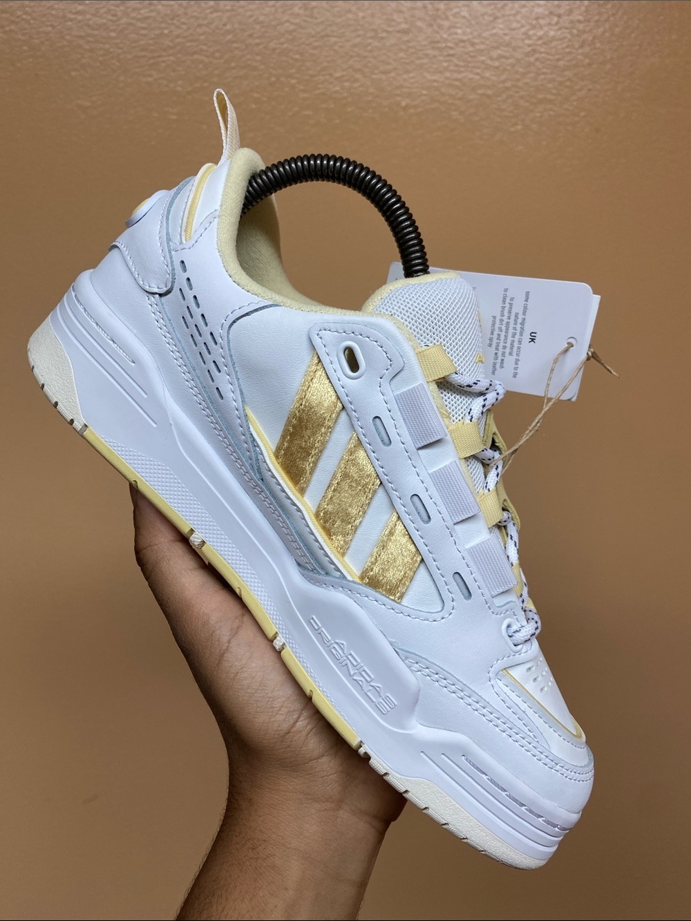 Adidas ADI2000 Women's Sneakers "White Almost Yellow Velvet" Size 7 GZ7203 - Picture 11 of 17